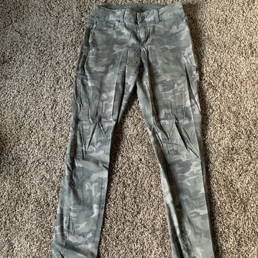Camo print jeggings